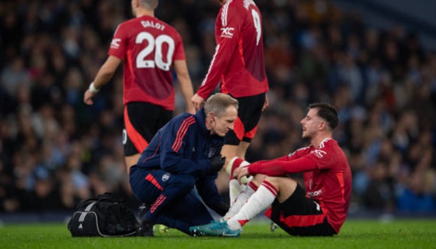 2 sao MU phản ứng với thông điệp của Mason Mount