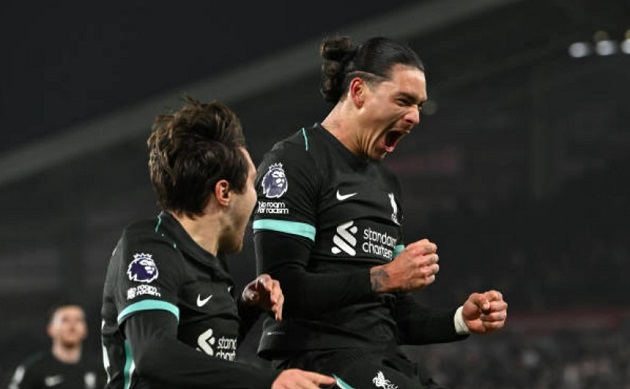 4 phút bù giờ điên rồ, Liverpool hạ gục Brentford sau gần 40 cú sút vô vọng