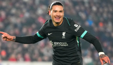 5 điểm nhấn Brentford 0-2 Liverpool: Người hùng Nunez; Bản lĩnh đội dẫn đầu