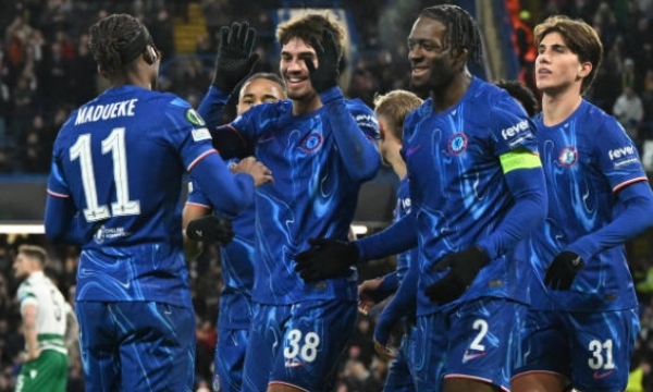 5 điểm nhấn Chelsea 5-1 Shamrock Rovers: Marc Guiu bùng nổ; Vắng Palmer không vấn đề