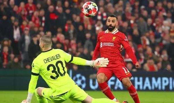 5 điểm nhấn Liverpool 2-1 Lille: Salah đạt cột mốc ấn tượng; The Kop quá đáng sợ