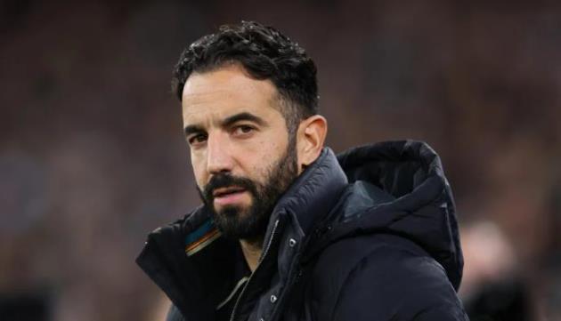 5 trung vệ có thể đến Man United trong năm 2025