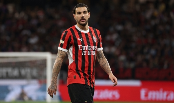 50 triệu euro cho Theo Hernandez: Man United hay Arsenal sẽ thắng cuộc?