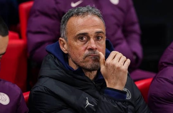 Đè bẹp Lille, Enrique gửi thông điệp tới Liverpool