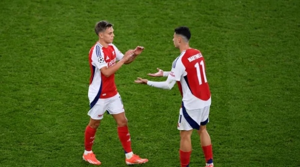 Đón số 9 mới đẳng cấp, Arsenal bán đứt 2 tiền đạo