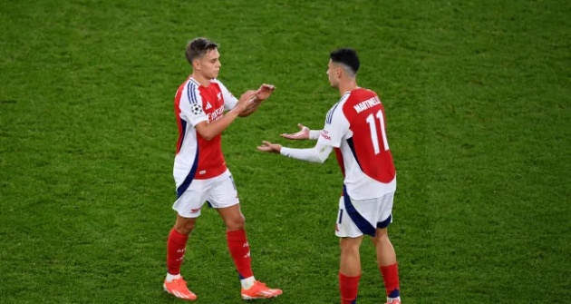 Đón số 9 mới đẳng cấp, Arsenal bán đứt 2 tiền đạo