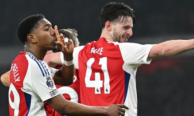 Đau thương giúp Arsenal trở lại mạnh mẽ ở Ngoại hạng Anh