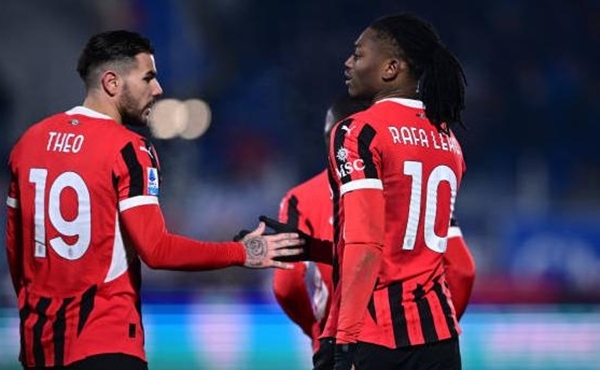 AC Milan nhọc nhằn đánh bại Como; Juventus "níu chân" Atalanta
