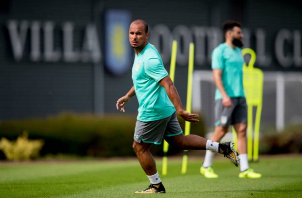 Agbonlahor giục Arsenal chiêu mộ tiền đạo hay hơn Haaland