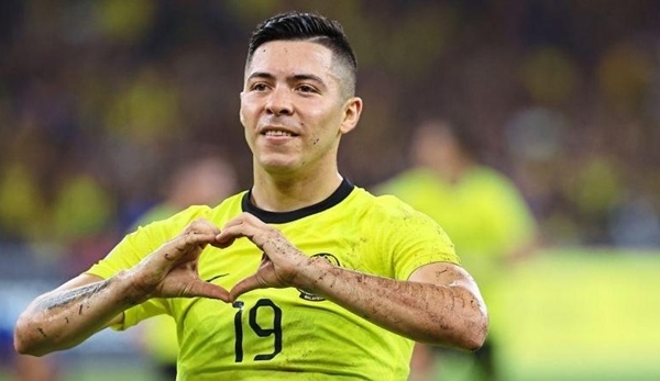 Aguero tự hào đại diện Malaysia đấu Man Utd trong đội hình ASEAN All-Stars
