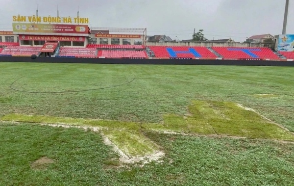 Đi ra ngoài! Hong Linh Ha Tinh đã nghỉ 2 ngày vì không có sân tập