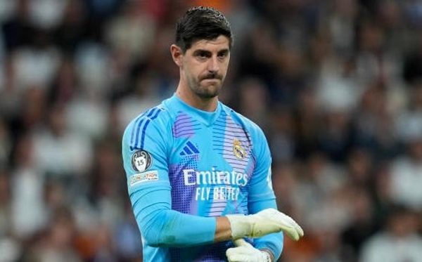 Al-Ahli tính chuyện đưa Courtois sang Ả Rập