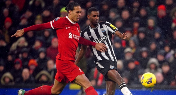 Alan Shearer dự đoán kết quả của Liverpool-Newcastle