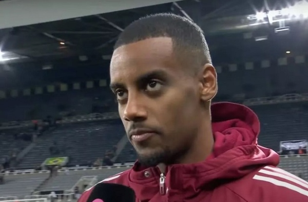 Alexander Isak lên tiếng về khả năng gia nhập Arsenal