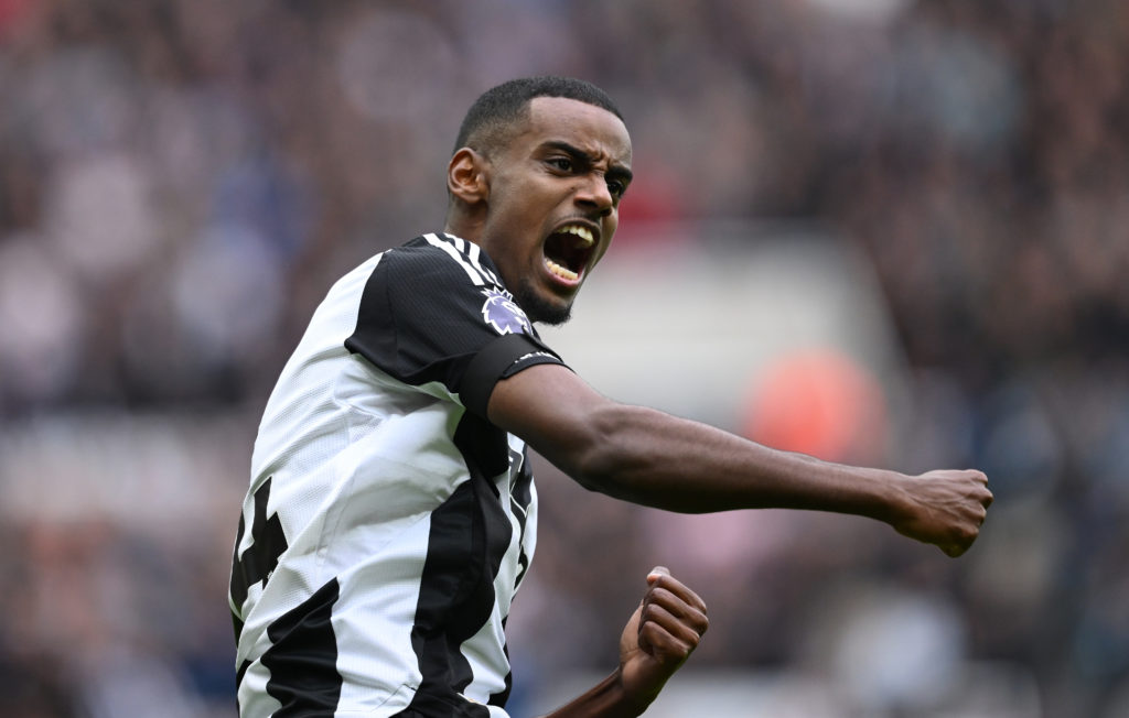Alexander Isak nói thẳng quan điểm khi được mời gọi đến Arsenal