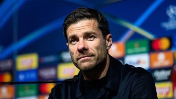Alonso đạt thỏa thuận ngầm rời Leverkusen