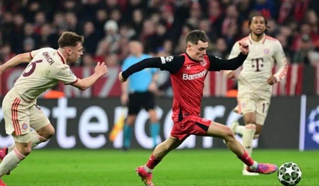 Alonso nói tin tốt về Florian Weltz