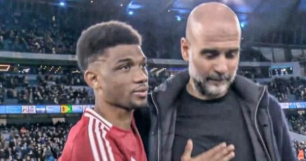 Amad Diallo hành động đẳng cấp khiến Guardiola ngỡ ngàng