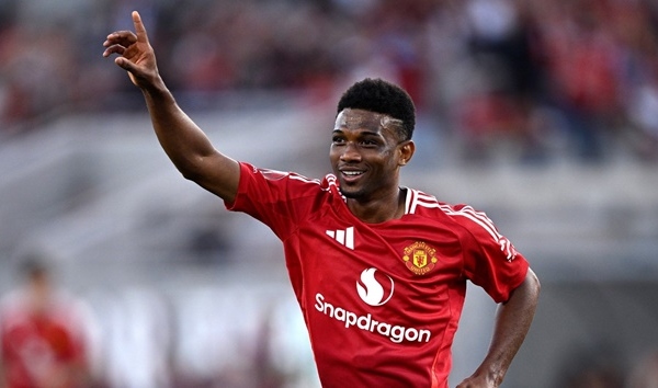 Amad Diallo thăng hoa tại Man Utd gợi ý lời giải Alexander-Arnold cho Real Madrid