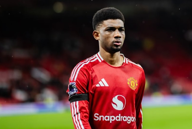 Amad Diallo tiết lộ lời nhắn riêng của Fernandes sau trận thắng đậm Everton