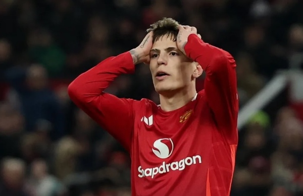 Amorim trả lời khi được hỏi về tin đồn Garnacho đến Chelsea