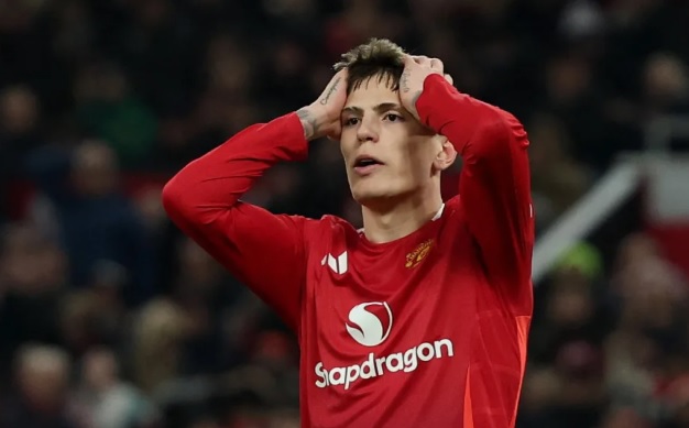 Amorim trả lời khi được hỏi về tin đồn Garnacho đến Chelsea