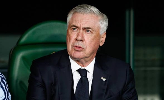 Ancelotti nổi lên với các học sinh của mình