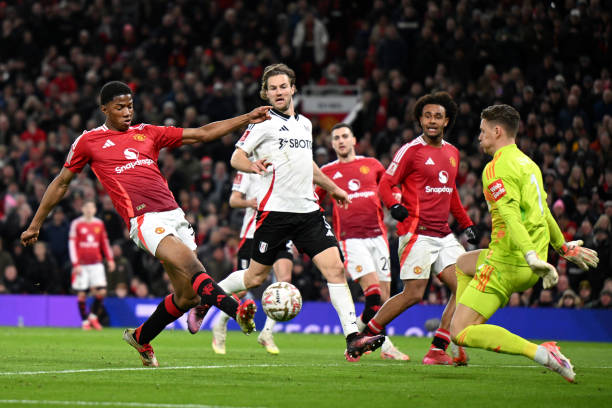 Andy Cole nêu tên cầu thủ MU "không biết sợ là gì"