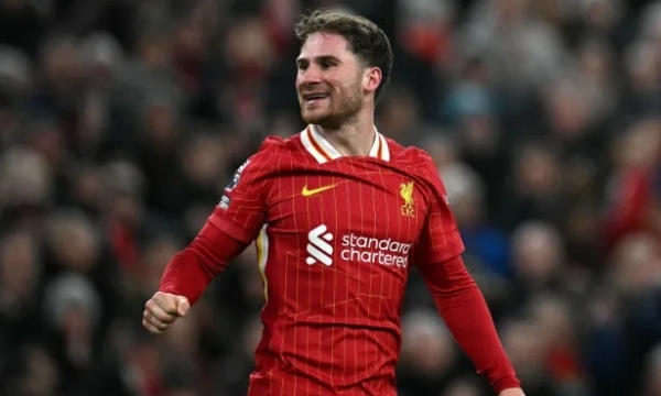 "Anh ấy là cầu thủ giỏi nhất ở Premier League mùa này"