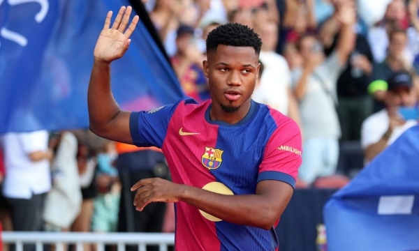 Ansu Fati giữ vững lập trường khi Barcelona quan tâm Marcus Rashford