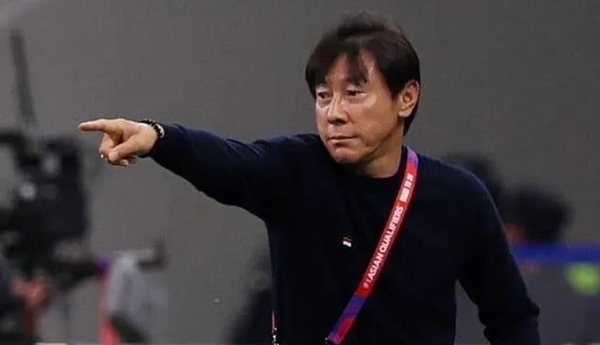 Áp lực bủa vây Indonesia và Shin Tae-yong