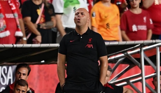 Arne Slot đánh giá cao Tottenham