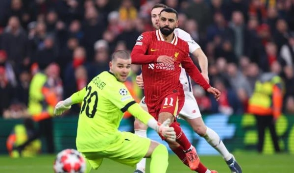 Arne Slot dùng một từ để miêu tả Mohamed Salah