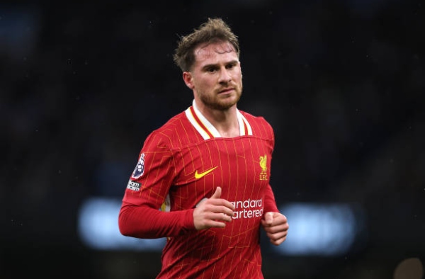 Arne Slot nâng tầm "món hời" của Liverpool