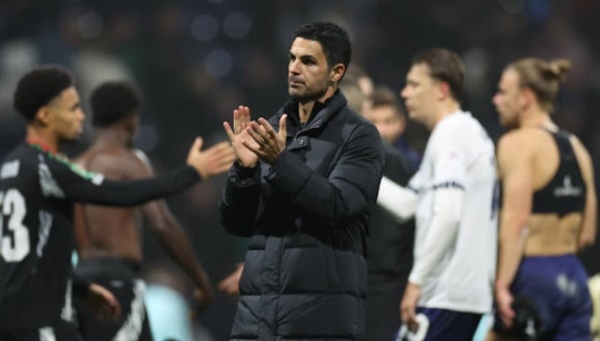 Arsenal cần điều chỉnh chiến thuật để cạnh tranh danh hiệu