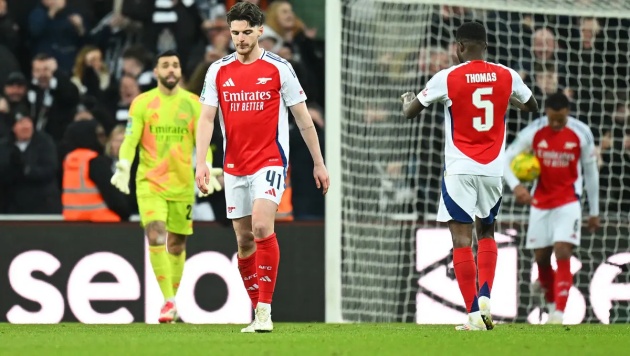 Arsenal cần làm gì sau cú sảy chân trước West Ham?
