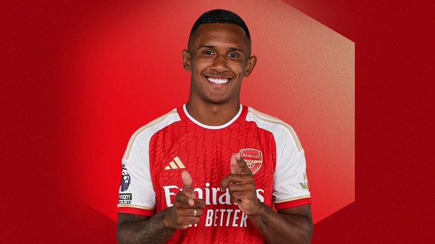 Arsenal công bố thương vụ thứ hai trong tháng 1