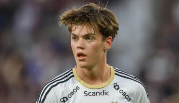 Arsenal dẫn đầu trong cuộc đua giành 'Odegaard 2.0'