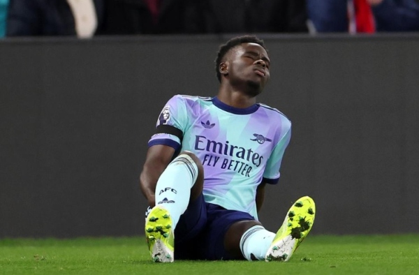 Arsenal 'dắt mũi', tung cú lừa vụ Bukayo Saka