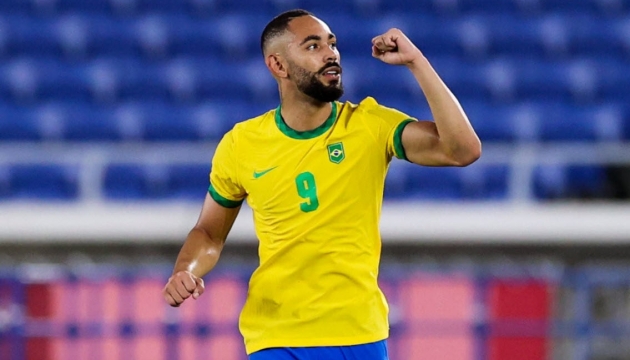 Arsenal gặp khó với thương vụ sao Brazil 67 triệu bảng