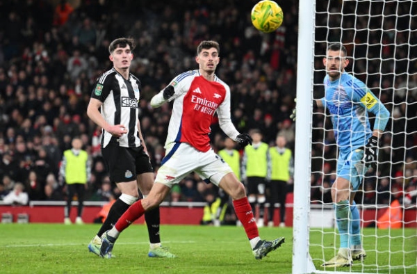 "Arsenal không cần mua thêm tiền đạo"