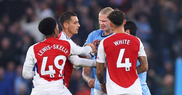 Arsenal - Manchester City: Cuộc đối đầu không khoan nhượng