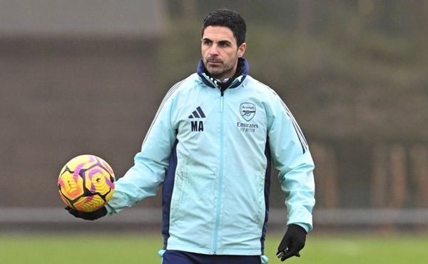 Arsenal nguy cơ thiếu 11 cầu thủ cho trận Ipswich Town