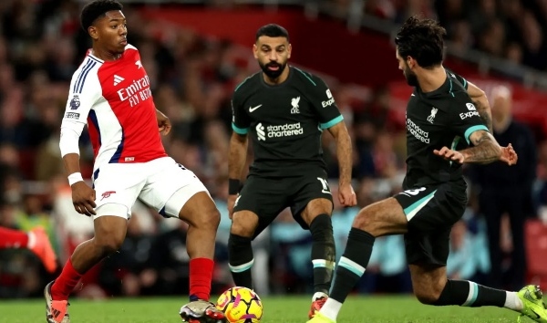Arsenal nhận cảnh báo sau màn hủy diệt Tottenham của Liverpool