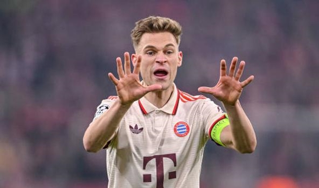 Arsenal quan tâm, Kimmich úp mở chuyện tương lai