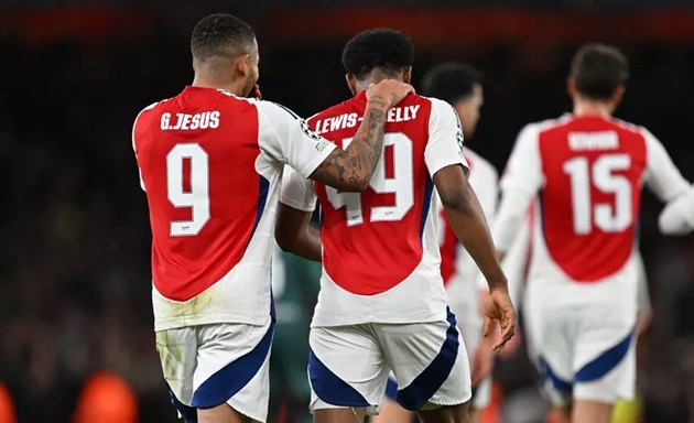 Arsenal thắng Monaco, Merino "tròn mắt" với thần đồng