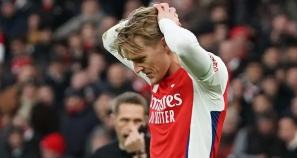 Arsenal và sự hoài nghi: Khi niềm tin bắt đầu lung lay