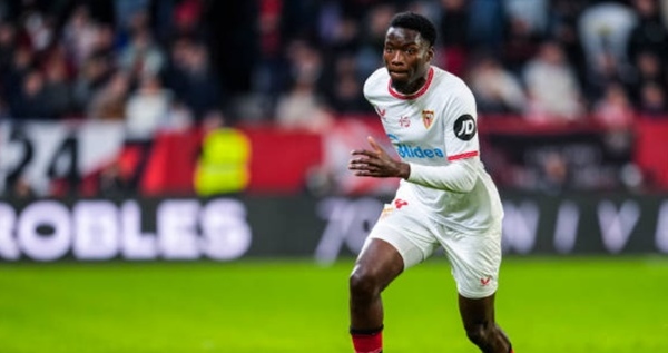 Arsenal vượt mặt Barca trong thương vụ Lucien Agoume