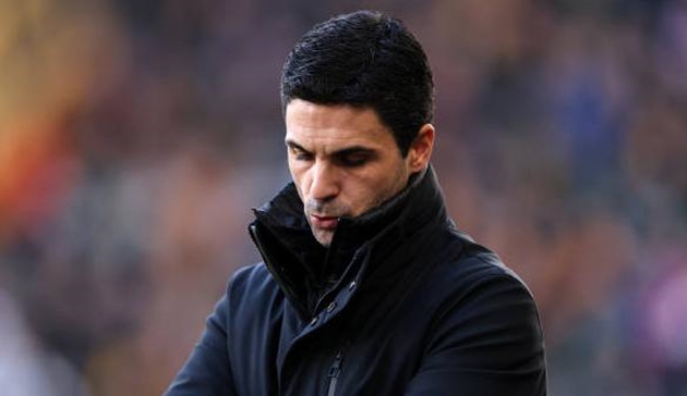 Arteta "cạn lời" với tấm thẻ đỏ của Arsenal
