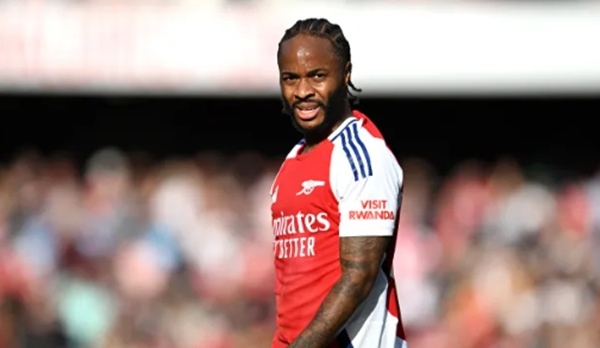 "Arteta không tin tưởng Sterling"